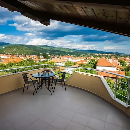 Guest House Holiday Гостевой дом Огняново