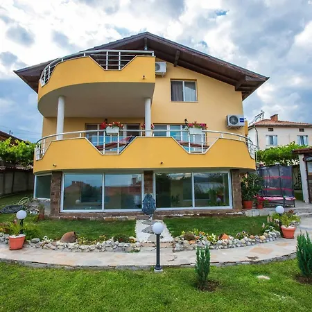 Guest House Holiday