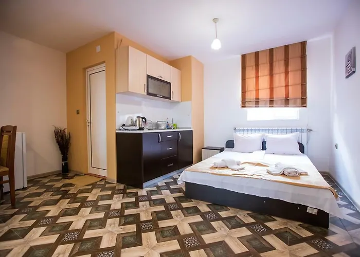 Guest House Holiday * Ognyanovo (Blagoevgrad)