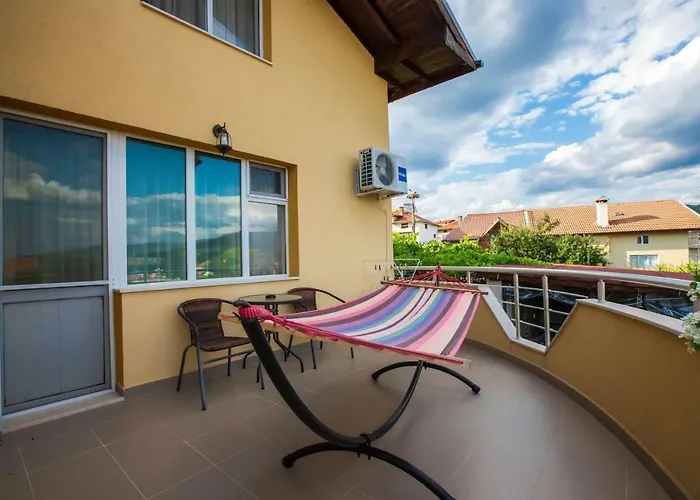 Πανσιόν Guest House Holiday