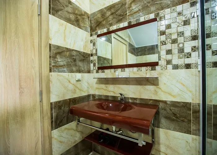 Guest House Holiday Πανσιόν