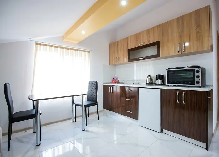 Πανσιόν Guest House Holiday *