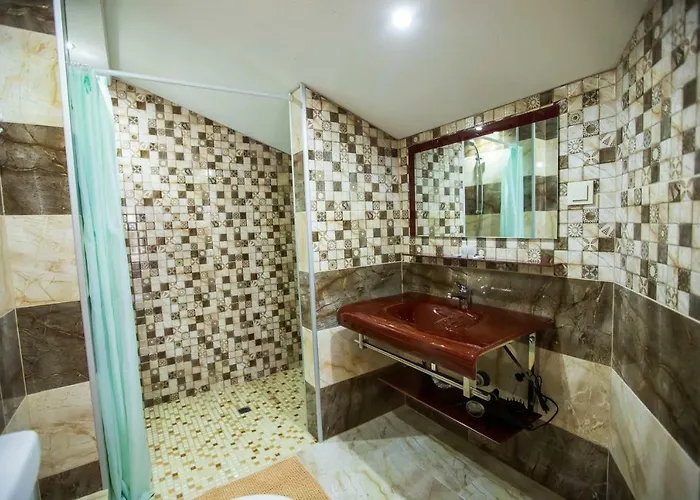 Guest House Holiday Πανσιόν